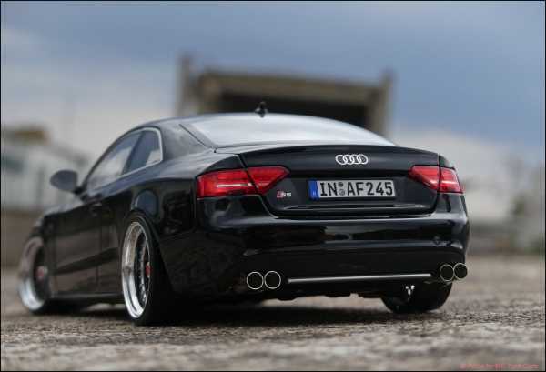 1:18 Audi S5 V8 Coupe schwarz mit 20´ BBS Echt-Alufelgen inkl. OVP